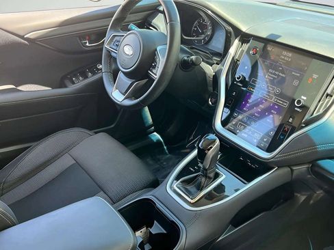 Used 2020 Subaru Outback Premium w/ Popular Package #1 AWD/4WD image 6