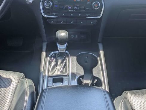 Used 2020 Hyundai Santa Fe Limited FWD image 20