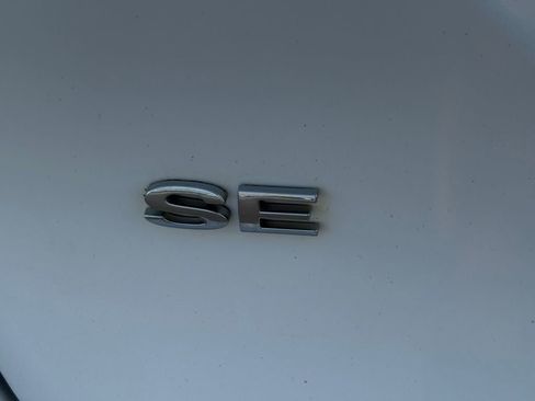 Used 2019 Ford Fiesta SE w/ Equipment Group 201A FWD image 8