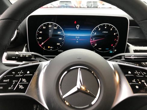 New 2025 Mercedes-Benz GLC 300 GLC 300 image 19