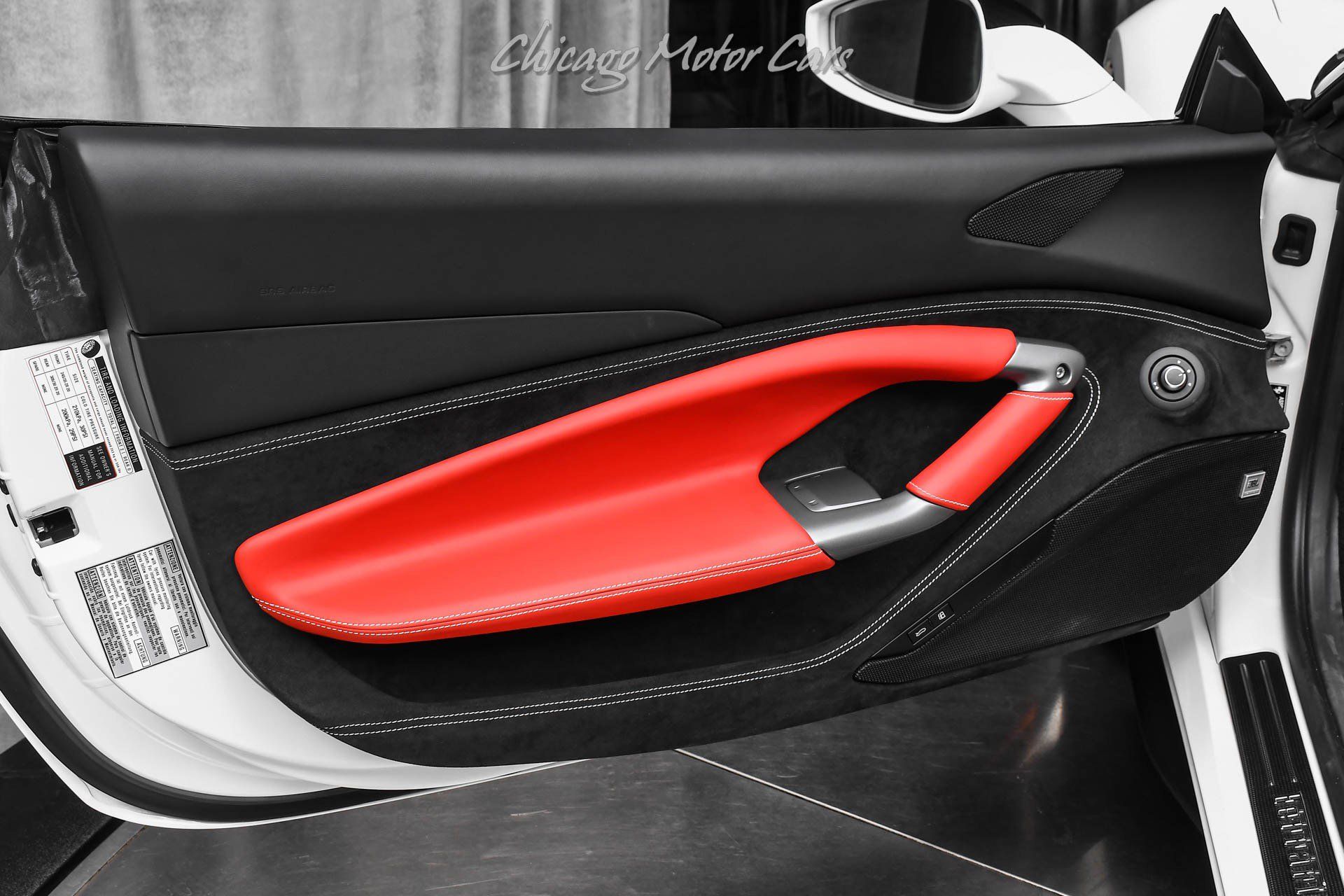Used 2023 Ferrari F8 Tributo RWD image 30