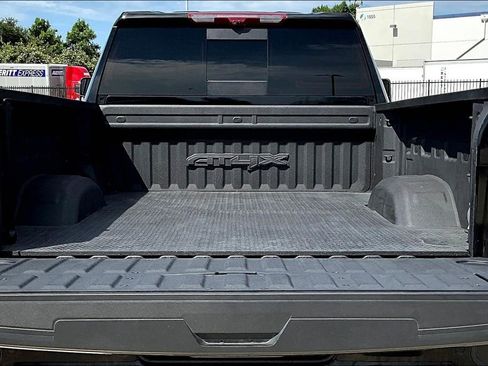 Used 2024 GMC Sierra 2500 AT4X image 38