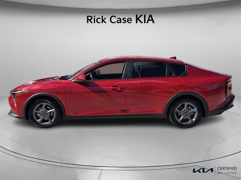 Certified 2025 Kia K4 LXS image 3