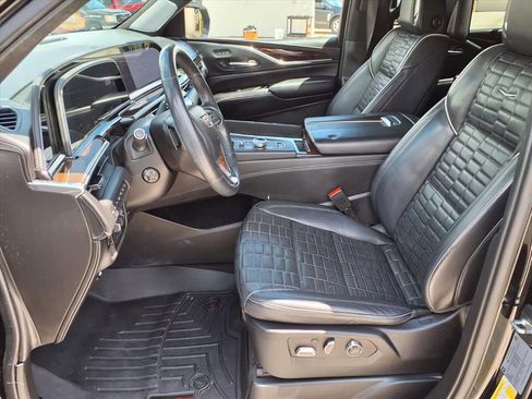 Used 2021 Cadillac Escalade Sport Platinum AWD/4WD image 14