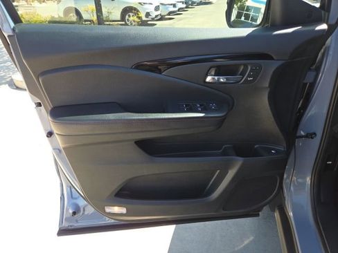 Certified 2022 Honda Ridgeline Black Edition image 15