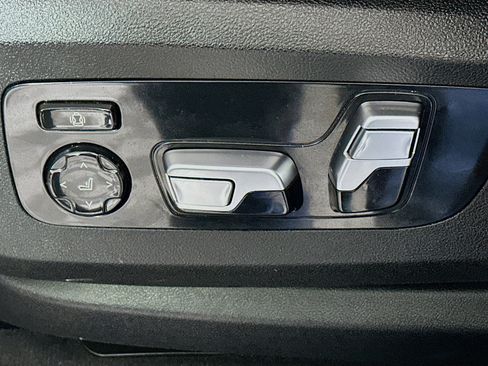 Used 2024 BMW X5 sDrive40i image 13