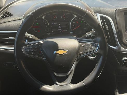 Used 2021 Chevrolet Equinox LT FWD image 17