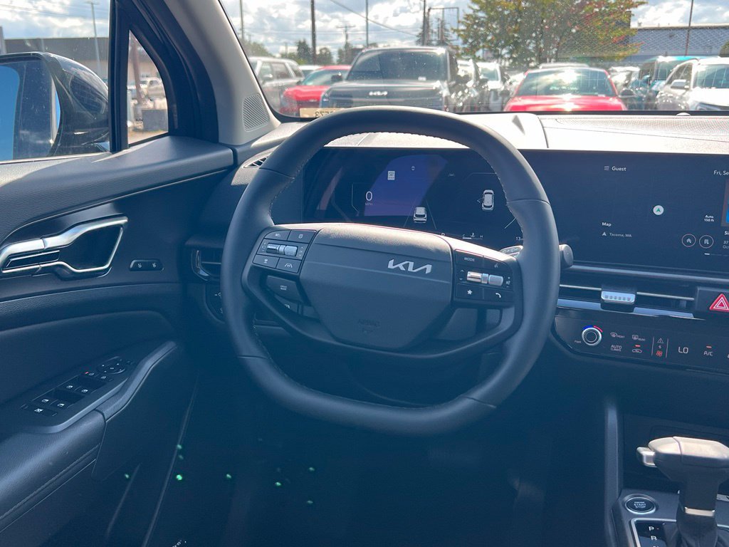 New 2026 Kia Sportage SX FWD image 12