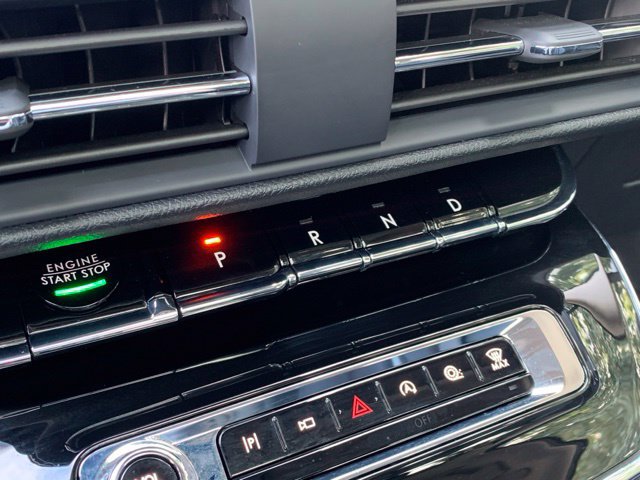 Certified 2025 Lincoln Corsair Reserve w/ Jet Appearance Package AWD/4WD image 30