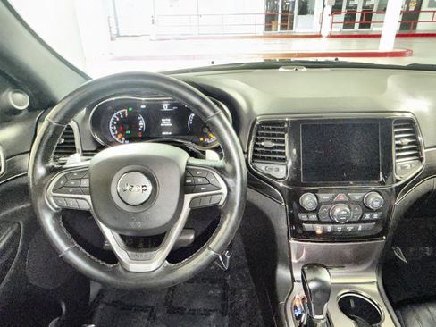 Used 2021 Jeep Grand Cherokee Limited X image 16