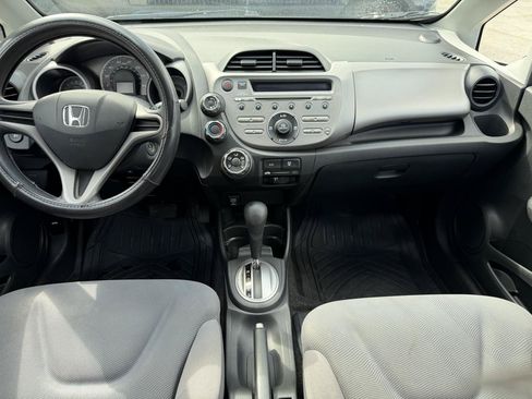 Used 2010 Honda Fit image 21