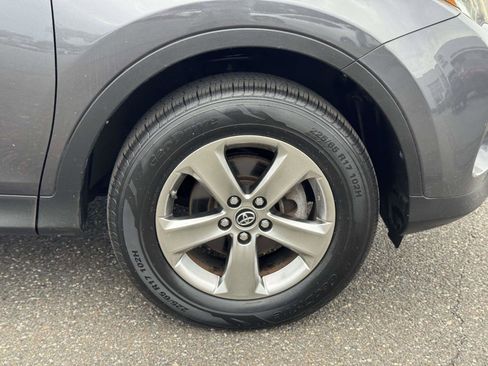 Used 2015 Toyota RAV4 XLE AWD/4WD image 8