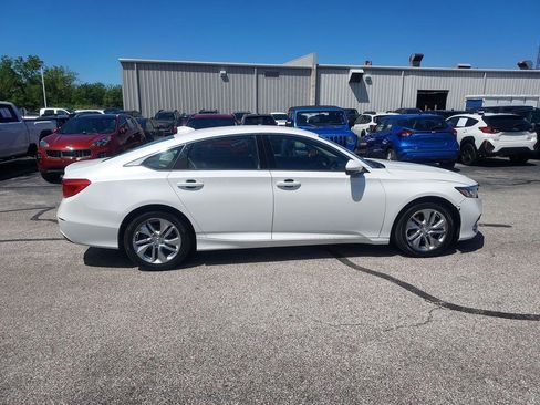 Used 2018 Honda Accord LX image 8