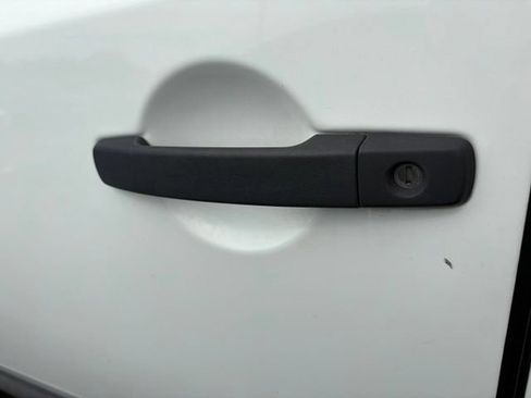 Used 2014 Nissan Xterra S AWD/4WD image 4