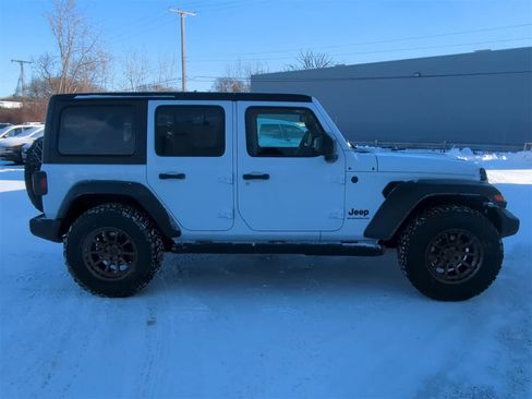 Used 2026 Jeep Wrangler Sport image 15