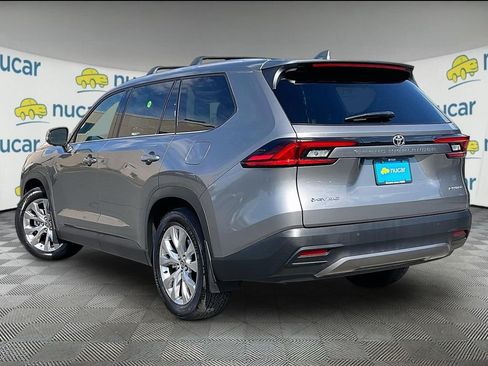 Used 2025 Toyota Grand Highlander AWD Hybrid image 4