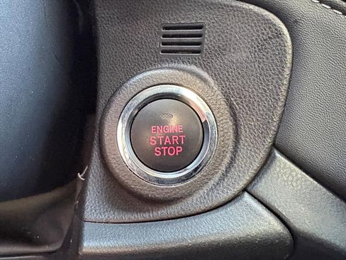 Used 2022 Subaru Outback Premium image 12