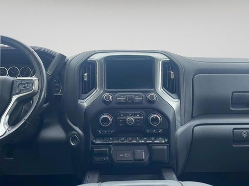 Used 2021 Chevrolet Silverado 1500 LTZ image 27