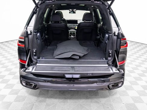 New 2026 BMW X7 xDrive40i w/ Executive Package image 30