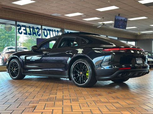 Used 2021 Porsche Panamera 4S image 9
