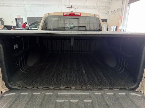 Used 2022 Chevrolet Colorado Z71 w/ Safety Package AWD/4WD image 10
