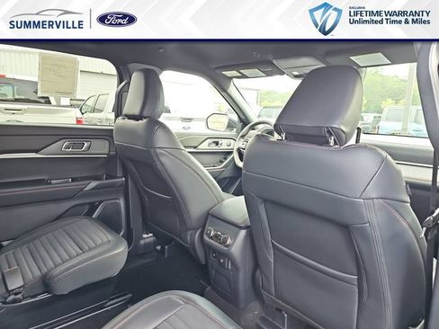 New 2026 Ford Explorer ST-Line w/ ST-Line Street Pack RWD image 13