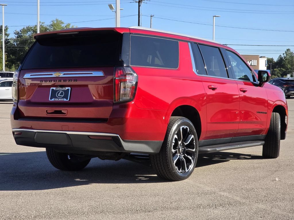 Used 2023 Chevrolet Suburban LS w/ Driver Alert Package AWD/4WD image 10