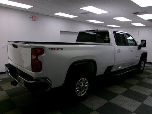 Certified 2025 Chevrolet Silverado 2500 LT w/ Convenience Package AWD/4WD image 11