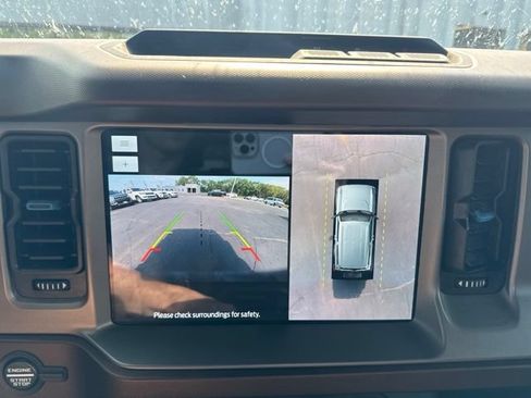Used 2023 Ford Bronco Outer Banks AWD/4WD image 19