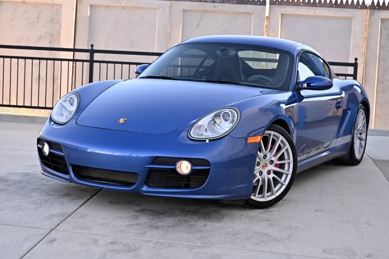Used 2007 Porsche Cayman S RWD image 3