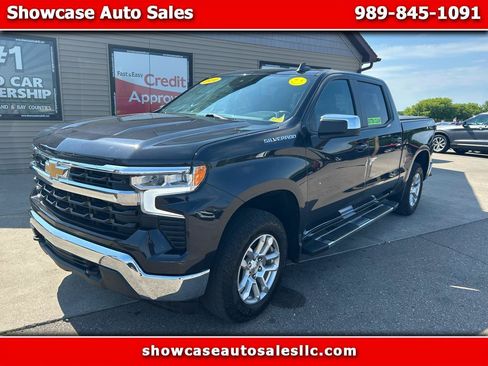 Used 2024 Chevrolet Silverado 1500 LT w/ Convenience Package II AWD/4WD image 1