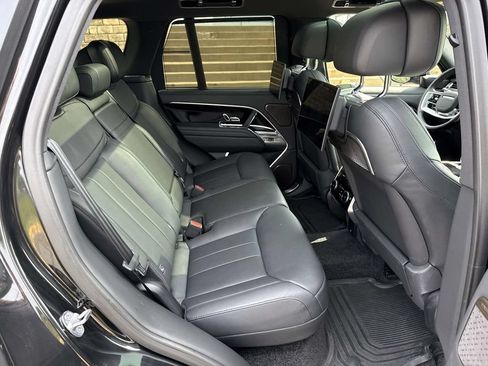 Used 2024 Land Rover Range Rover Autobiography AWD/4WD image 11