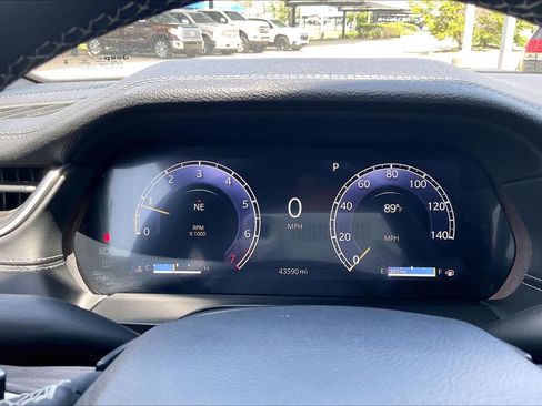 Used 2024 Jeep Grand Cherokee L Limited w/ Luxury Tech Group II AWD/4WD image 26
