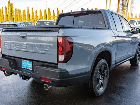 New 2026 Honda Ridgeline Black Edition image 6