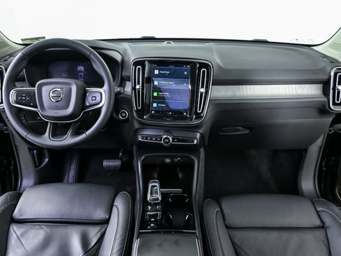 Used 2023 Volvo XC40 B5 Plus w/ Driver Assist Package image 18