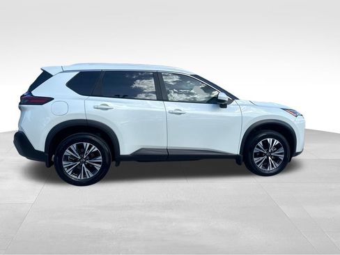 Used 2023 Nissan Rogue SV w/ SV Premium B Package FWD image 9