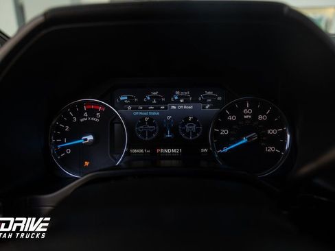 Used 2017 Ford F450 Platinum w/ Platinum Ultimate Package image 31