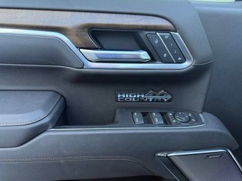 Certified 2025 Chevrolet Silverado 1500 High Country w/ Z71 Off-Road Package AWD/4WD image 37