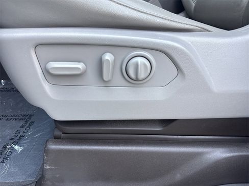 Used 2021 Chevrolet Silverado 1500 LTZ image 13