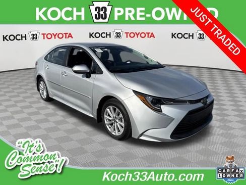 Certified 2025 Toyota Corolla LE image 1