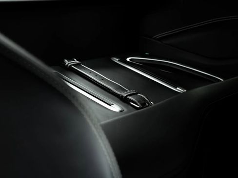 Used 2015 Ferrari F12 Berlinetta image 53