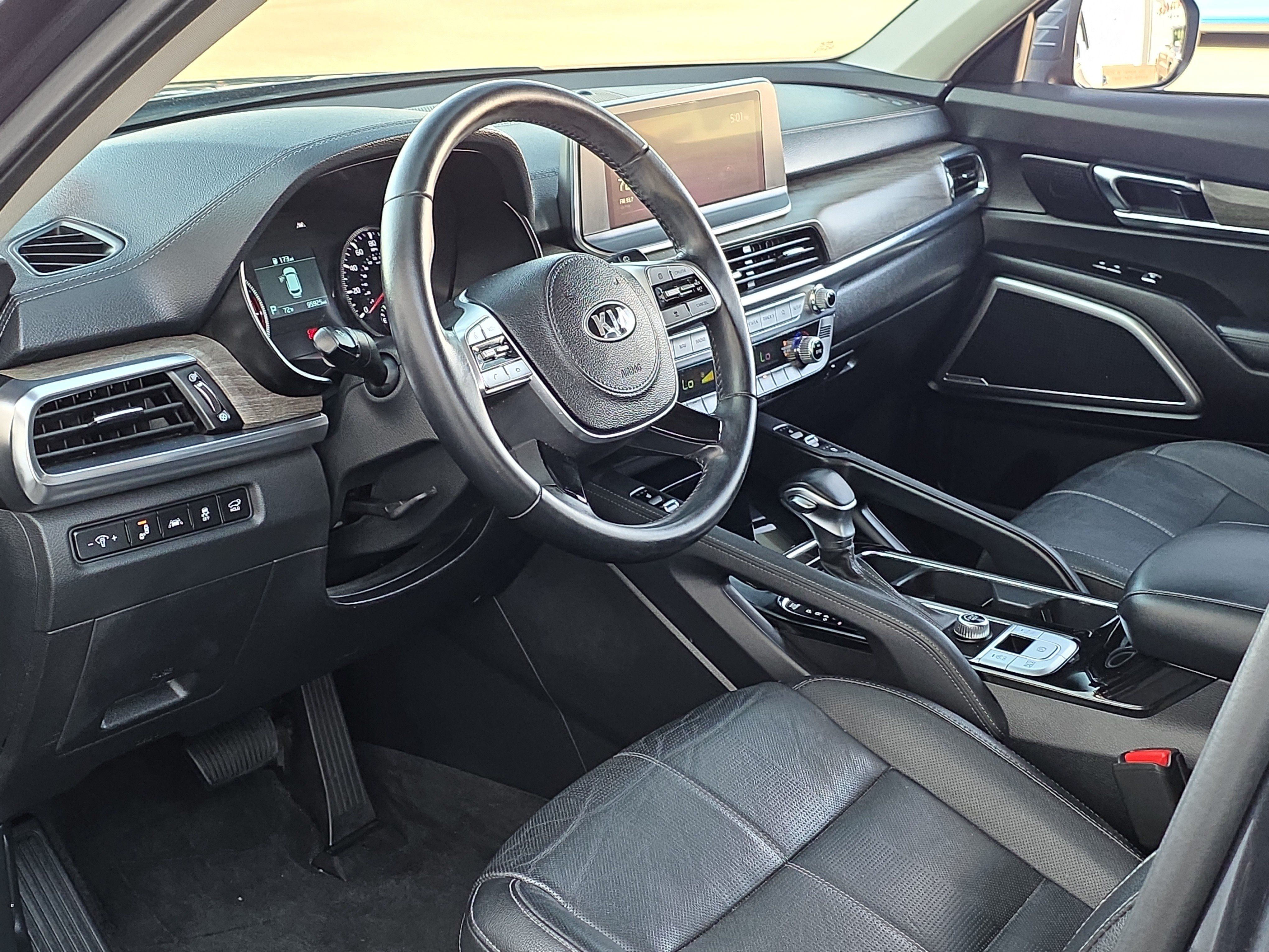Used 2021 Kia Telluride EX w/ EX Premium Package FWD image 12