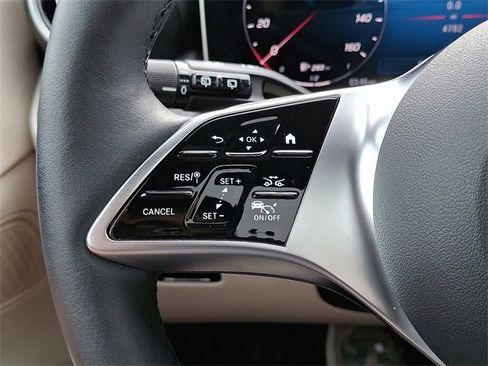 Certified 2025 Mercedes-Benz GLC 300 4MATIC image 22