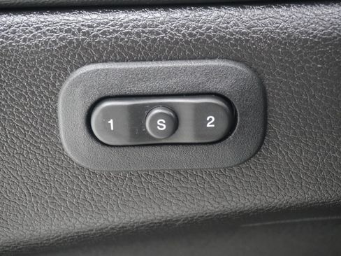 Used 2021 Jeep Grand Cherokee Limited w/ Sun & Sound Group RWD image 15