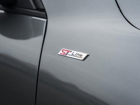 Used 2025 Ford Escape ST-Line image 16