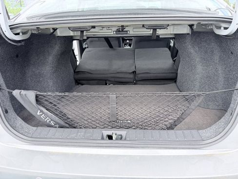 Certified 2025 Nissan Versa SR w/ Trunk Package FWD image 19