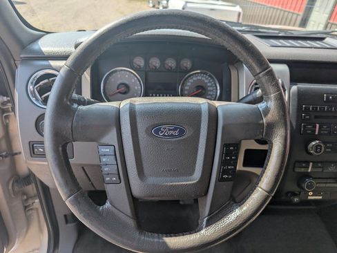 Used 2010 Ford F150 XLT image 12