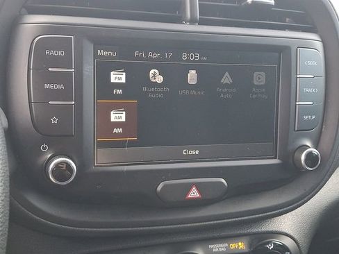 Used 2024 Kia Soul LX w/ Option Group 015 FWD image 17
