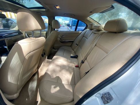 Used 2011 BMW 328i Sedan RWD image 17