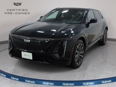 Used 2024 Cadillac Lyriq Sport AWD/4WD image 1